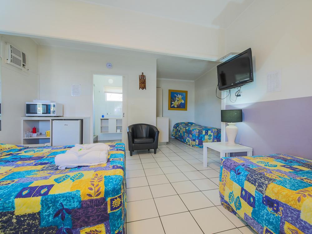 Marlin Motel Biggera Waters Екстериор снимка